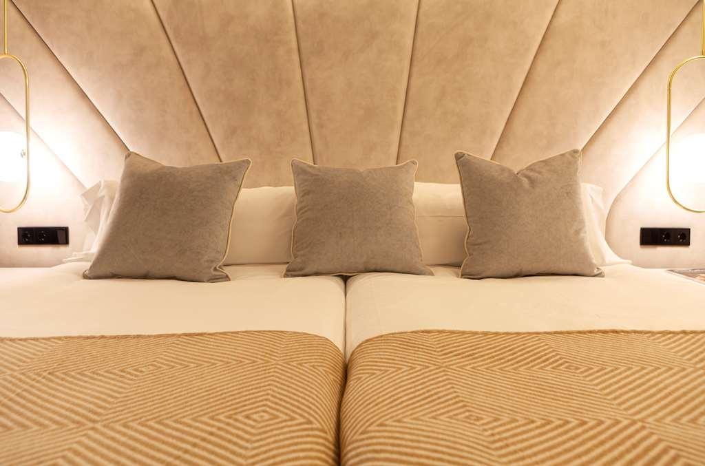 פלמה דה מיורקה Nivia Born Boutique Hotel חדר תמונה